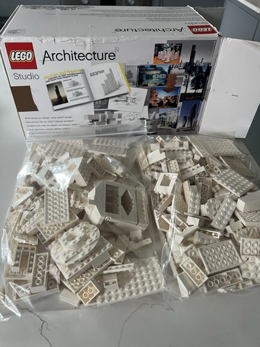 Lego architecture white 21050 - architecture,