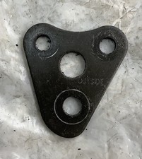 YAMAHA TDR 250 ENGINE MOUNT BRACKET 