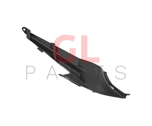 Front bumper moulding - front, for
