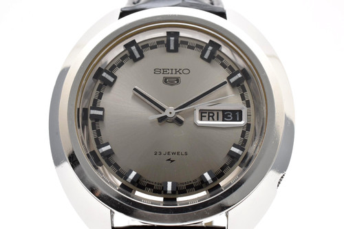 Near mint vintage seiko - mint], 5