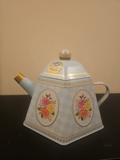 Biscuit Tin Teapot Petticoat