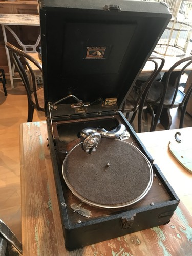 Hmv 102c portable gramophone - hmv,