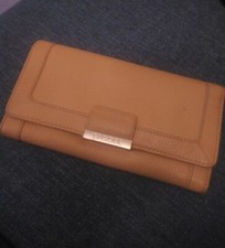 Smart Episode Leather Matinee Wallet 19x10cms vgc