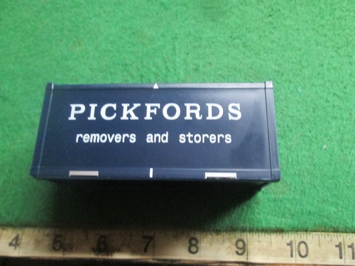 Corgi pickfords container - pickfords,