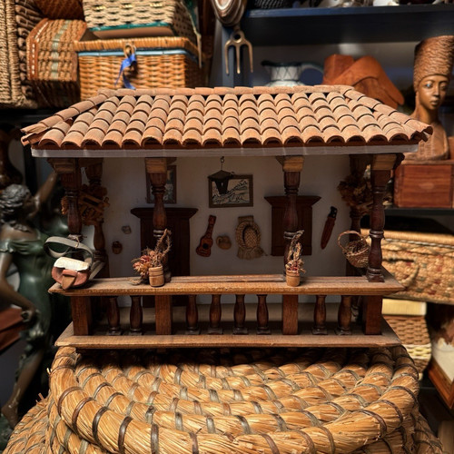 Rare vintage style miniature - rare,