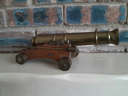 Vintage wood brass model - vintage,