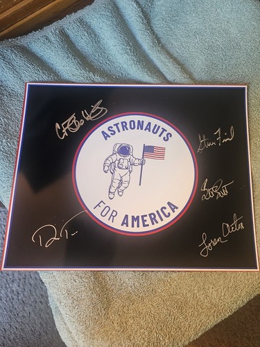 Astronaut for america signed - america,