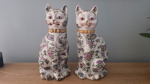 Large pair chinese - large,