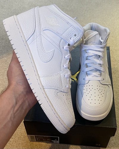 Air jordan mid - air,