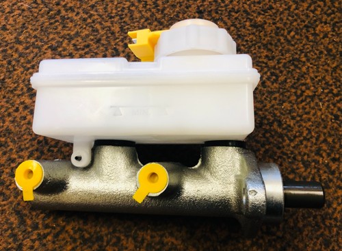 Brake master cylinder - master,