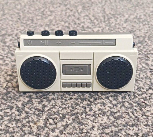 Portable radio cassette - portable, &
