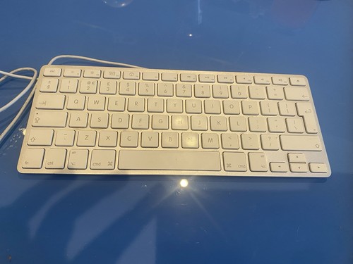Apple mac a1242 - apple, white