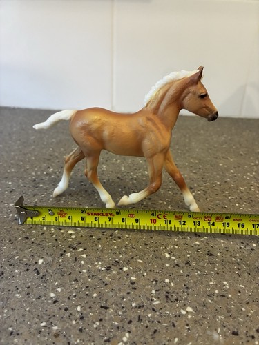 Breyer haflinger foal palomino - breyer,