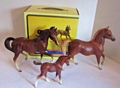 1987 breyer arabian family - breyer,