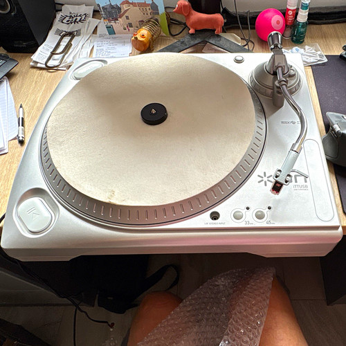Ion ttusb silver usb turntable - silver,