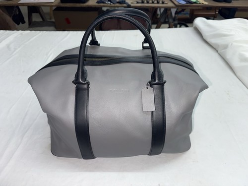 Nwot coach f54765 voyager - coach,