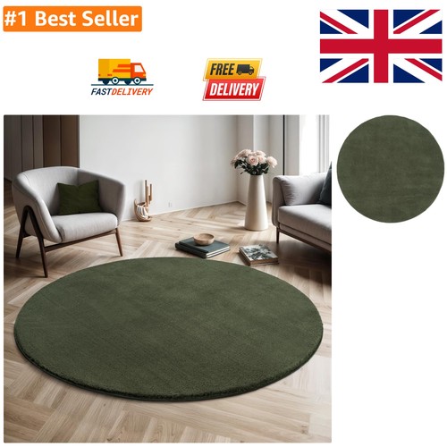 Luxurious dark green fluffy - green,