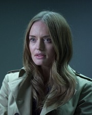 SEXY LAURA HADDOCK 8x10 PHOTO