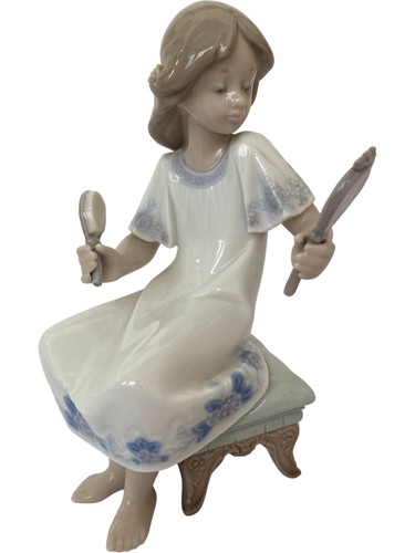 Lladro porcelain figurine - porcelain,