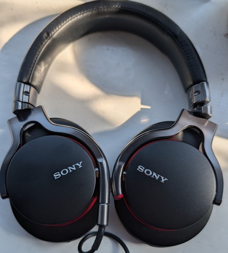 Sony mdr wired over ear - mdr-1r,