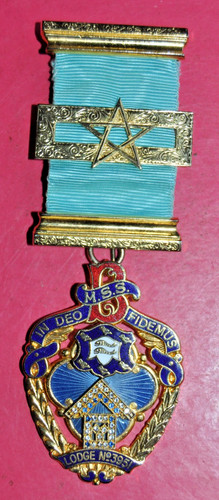 Masonic past master - jewel, in