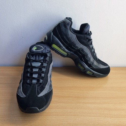 Nike air max retro - nike, logo