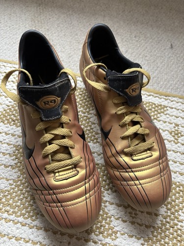 Ronaldo nike mercurial - nike,