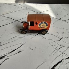 LLEDO FORD MODEL T VAN 1920