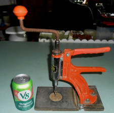 Vtg Hand Bench Drill Trigger Pressure Release Hand Crank Works JAPAN