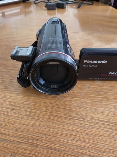 Panasonic hdc tm700 handheld - panasonic,