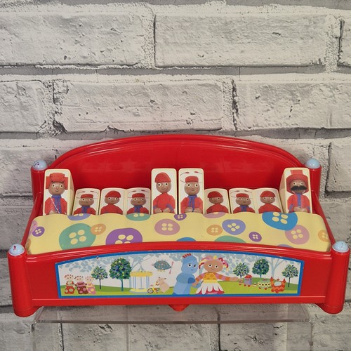The night garden pontipines - garden,