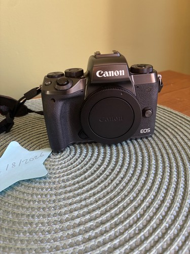 Canon eos digital - eos, camera