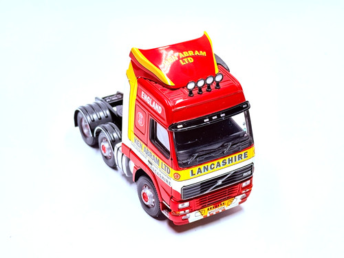 Corgi toys volvo tractor unit - toys,