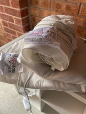 Set of 2 Silentnight Heated Blankets – 1 Double & 1 King Size, With Controls