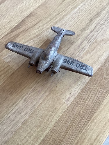 Tin plate toy - plate, plane