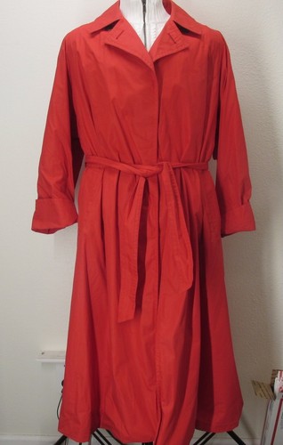 Stunning aquascutum scarlet - stunning,