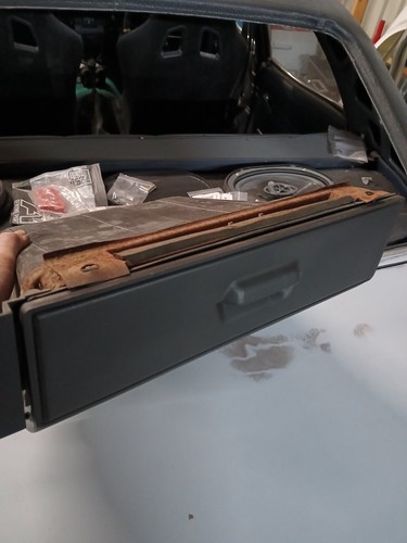 Escort mk2 2000 glove box - mk2,