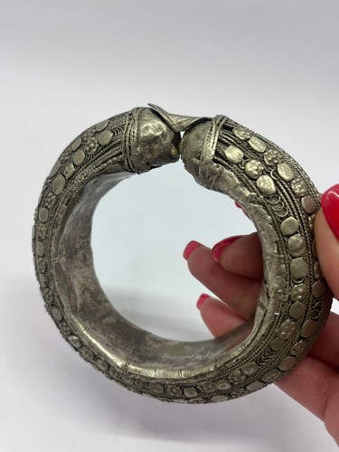 Ancient bedouin silver bangle - ancient,