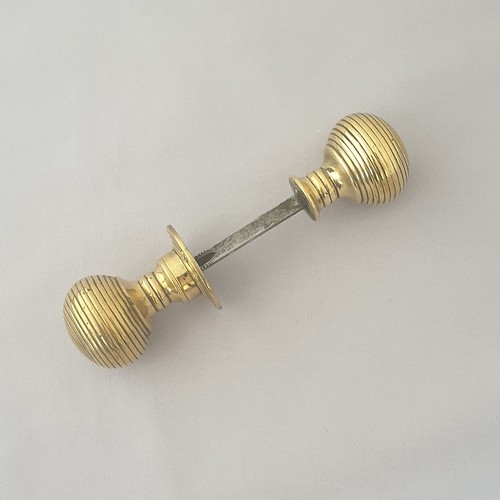 1900s beehive rim - 1900s, knobs