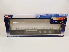 Corgi CC19910 Tri Axle Curtainside Trailer with Bars White - 1:50 - MIB!