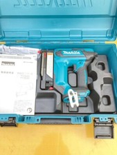 Makita PT353DZK New 18V 35mm Rechargeable Cordless pin tacker Tool Only w/Case