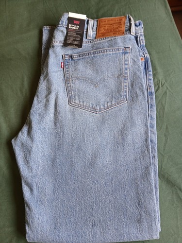 Levi 527 bootcut - w38, l32
