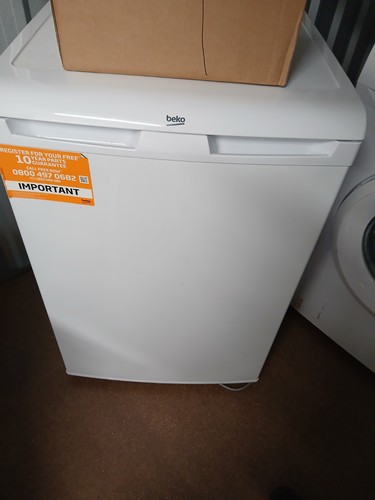 Beko white undercounter frost - white,