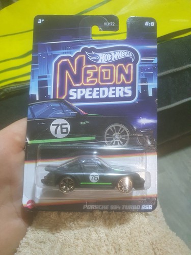 Hot wheels porsche 934 turbo - hot,
