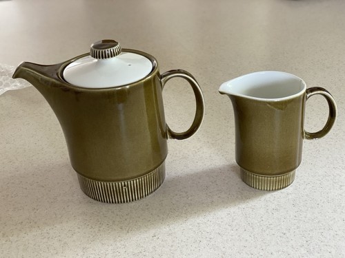 Green vintage poole - vintage, pottery