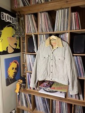 Men’s Levi  Sherpa Trucker