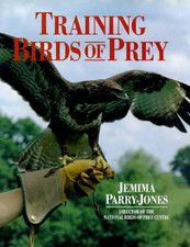 Training Birds of Prey - Parry-Jones MBE, Jemima