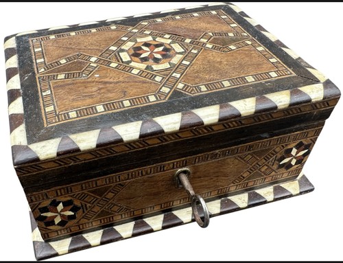 Vintage italian wooden - vintage,