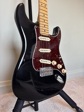 Fender Player II Stratocaster w/ Custom shop pickups Maple Fingerboard Black SSS
