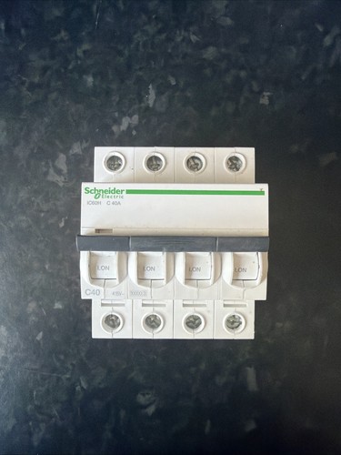 Schneider acti9 40a - 40a, pole